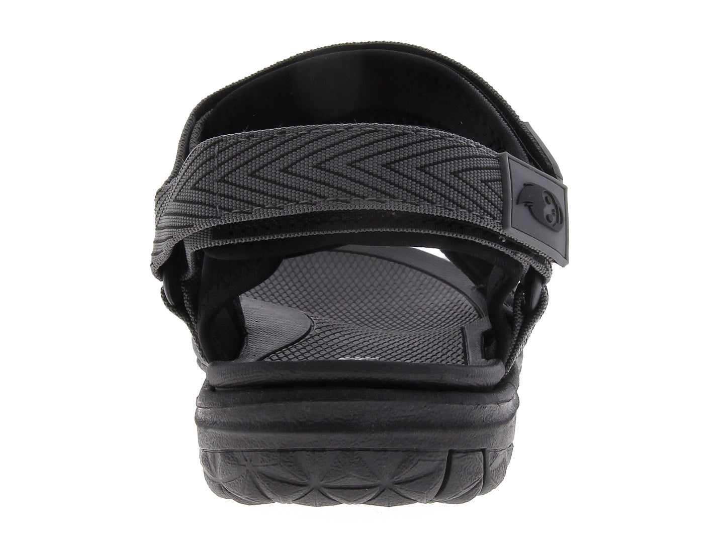 Sandalia gladiador para niño en color gris con tiras texturizadas y cierre de velcro.