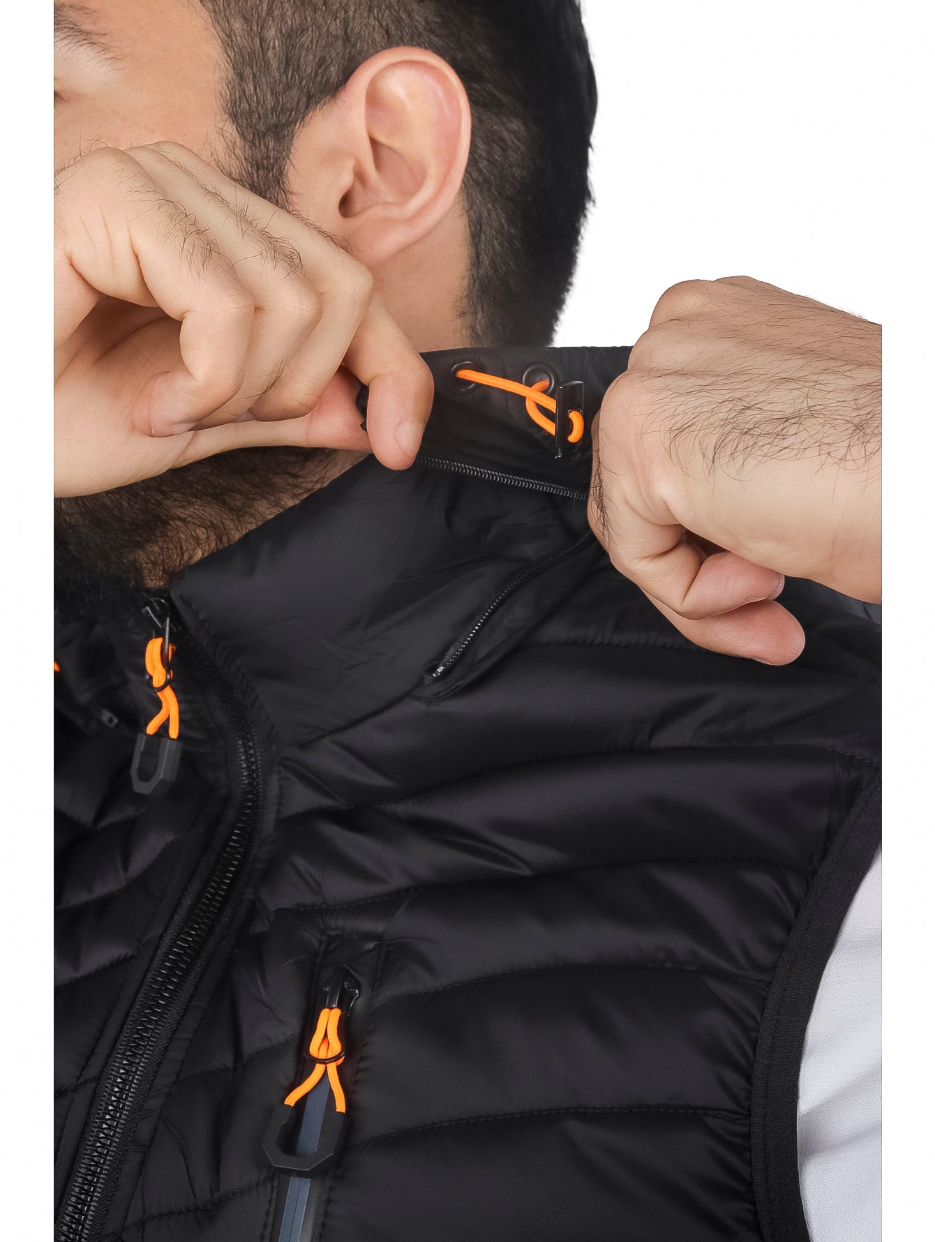 Chaleco UNGA Negro con Gorro para Hombre