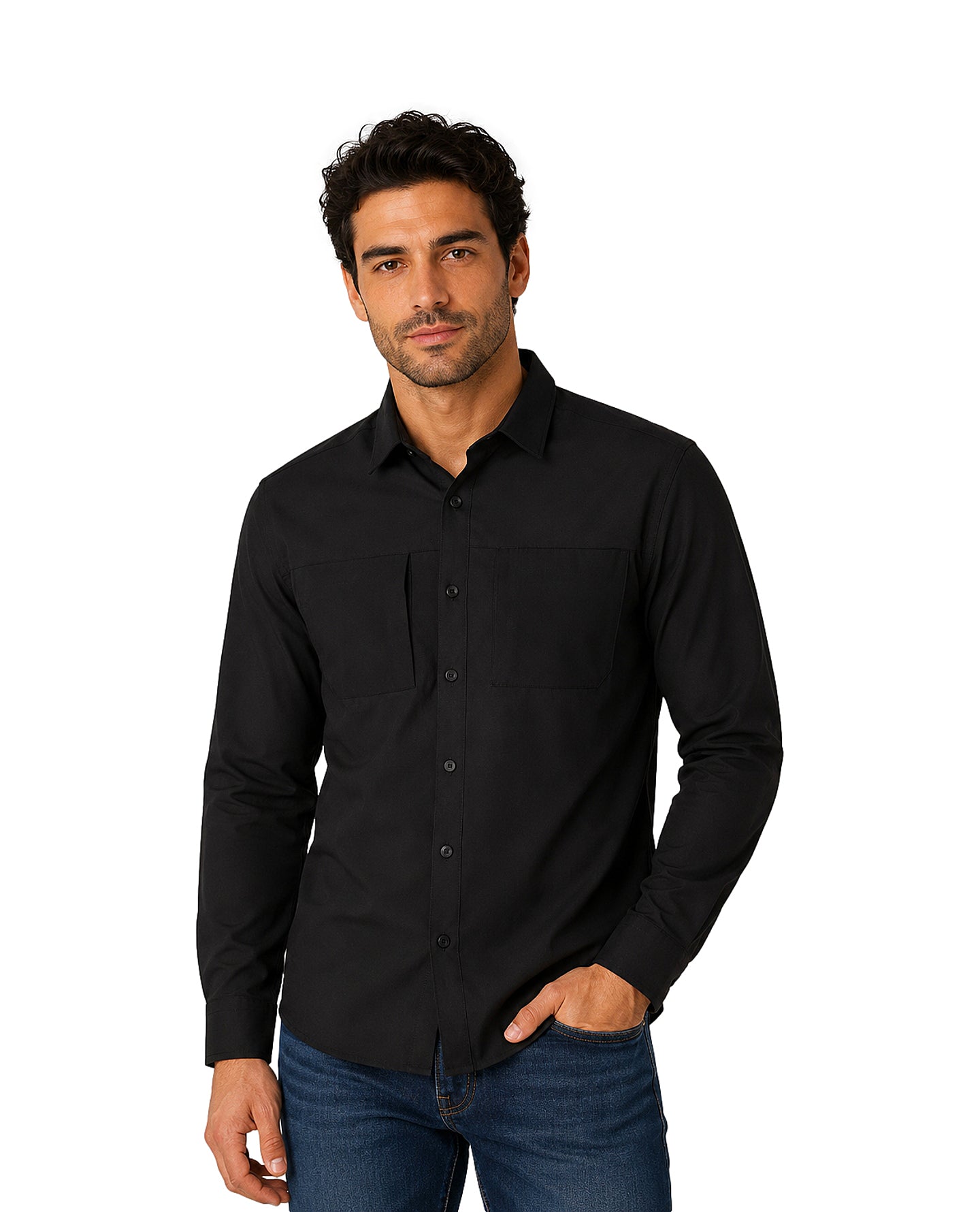 Hombre vistiendo una camisa negra de manga larga con botones y cuello.